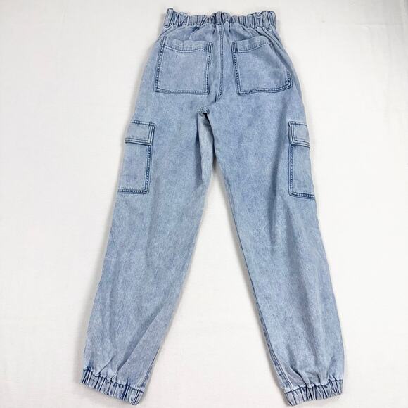 J Crew Factory Lightweight Drapey Cargo Jogger Jean Size 25 Light Wash Blue - Picture 8 of 16